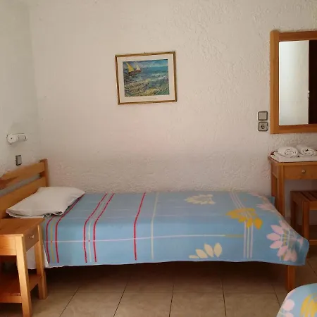 2bedrooms 1